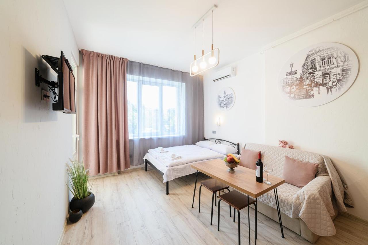 Затишні Смарт-Квартири В Історичному Центрі! Apartment Uzhhorod Exterior photo