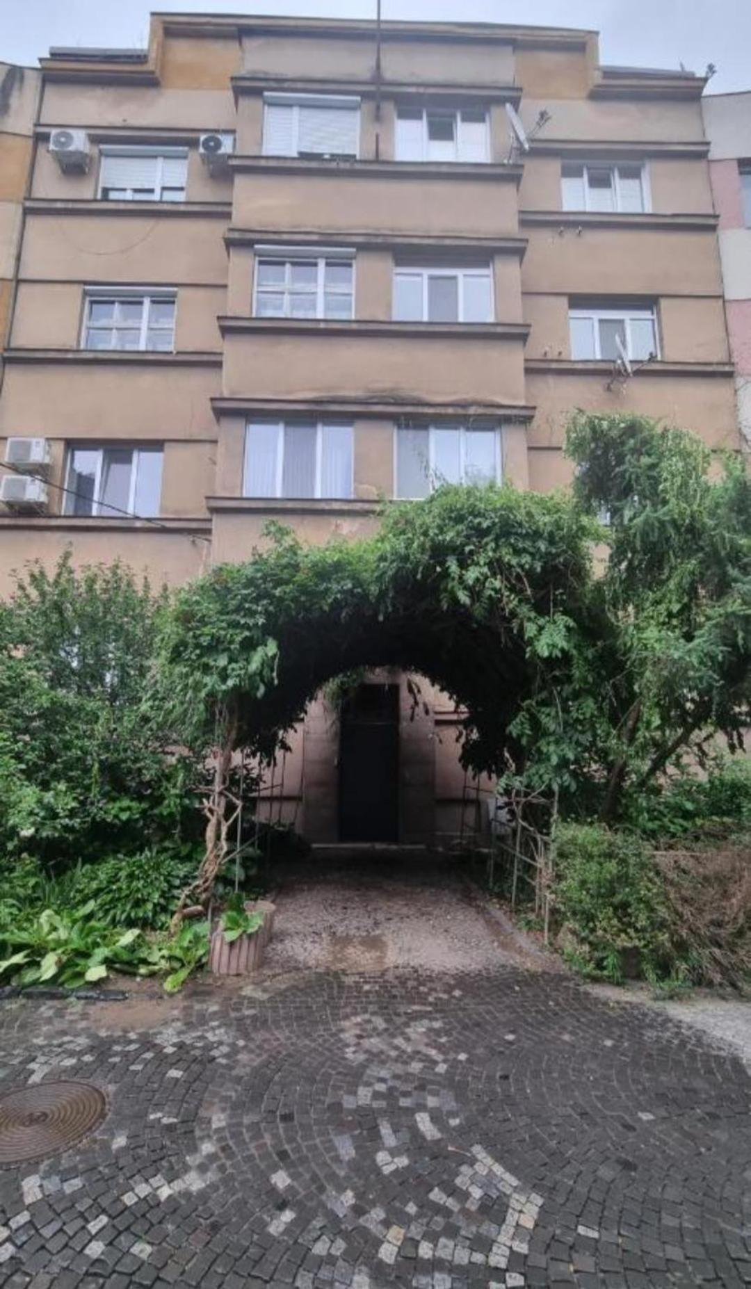 Затишні Смарт-Квартири В Історичному Центрі! Apartment Uzhhorod Room photo
